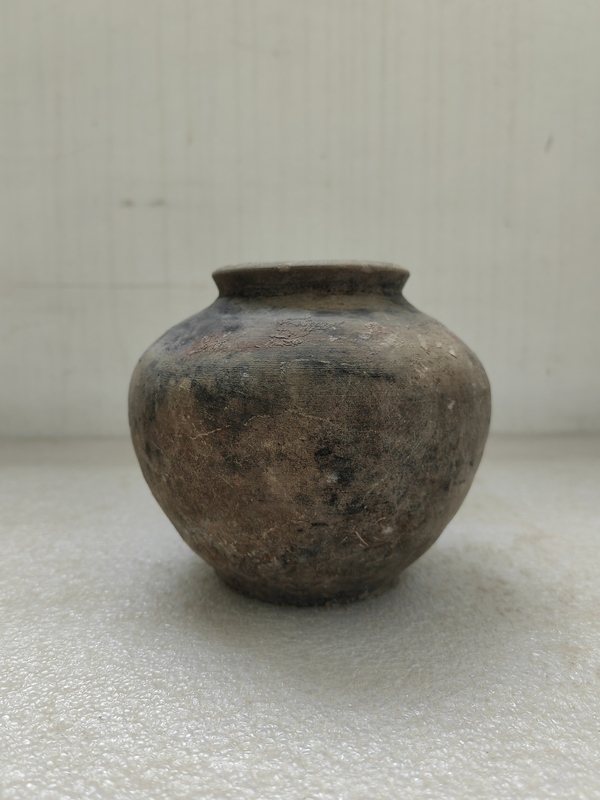 古玩陶瓷灰陶彩繪漢罐拍賣,當前價格750元