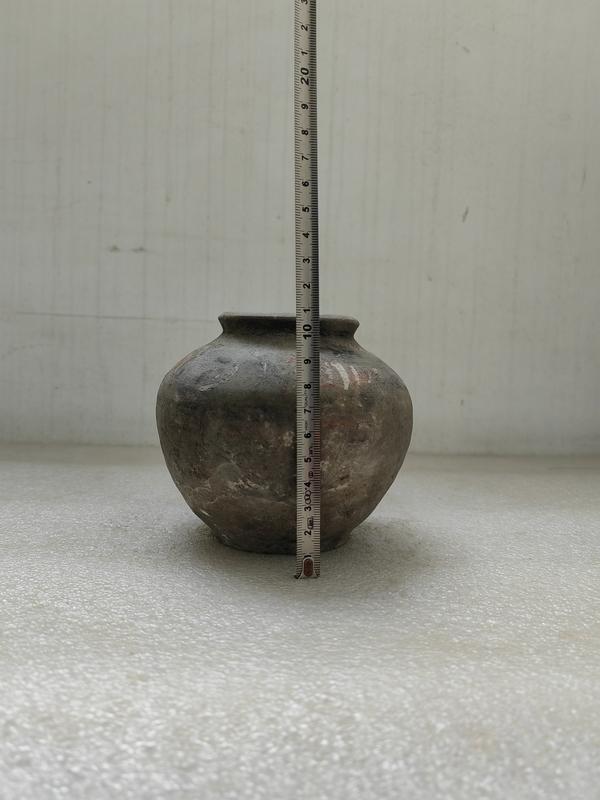 古玩陶瓷灰陶彩繪漢罐拍賣,當前價格750元