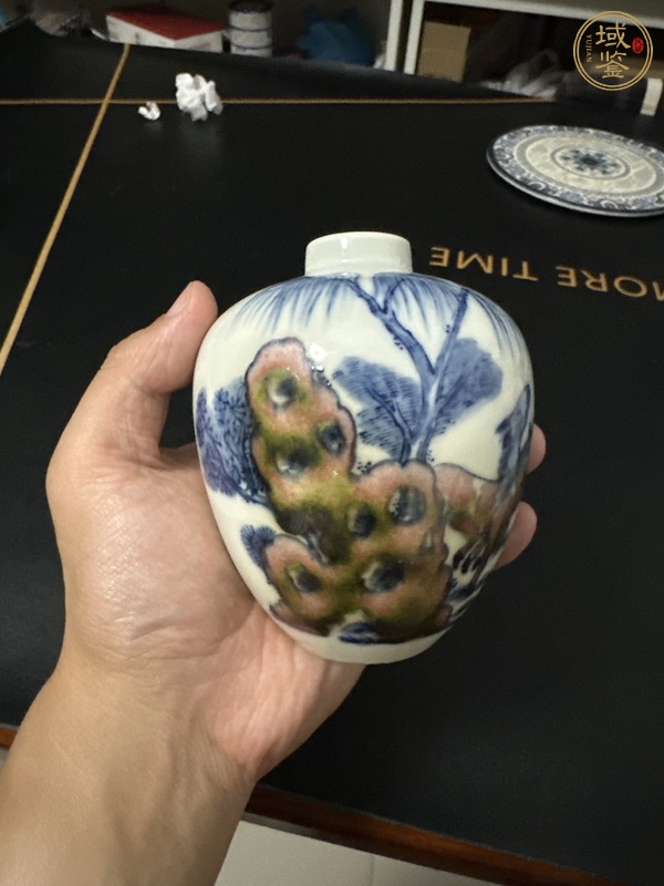 古玩陶瓷青花釉里紅柳石三馬圖罐真品鑒賞圖