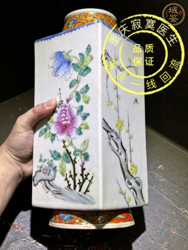 古玩陶瓷清末民初·粉彩·花卉紋琮式瓶真品鑒賞圖