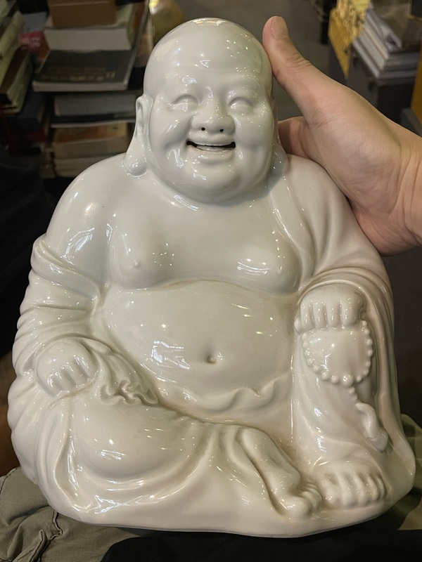 古玩陶瓷晚清民國(guó)白釉瓷羅漢拍賣,當(dāng)前價(jià)格9999元