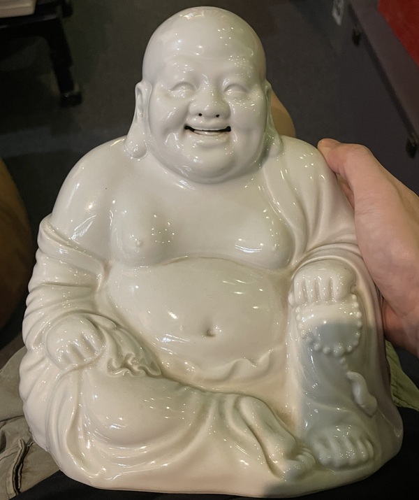 古玩陶瓷晚清民國(guó)白釉瓷羅漢拍賣,當(dāng)前價(jià)格9999元
