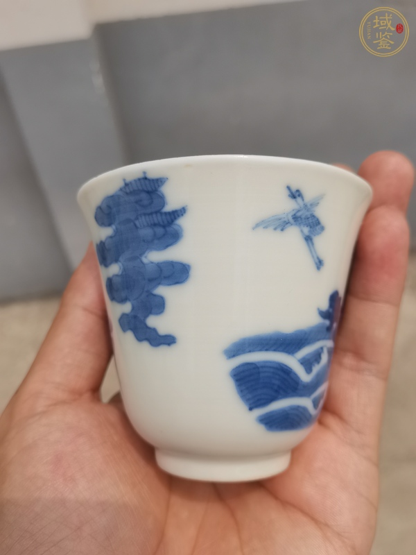 古玩陶瓷人物紋青花杯真品鑒賞圖