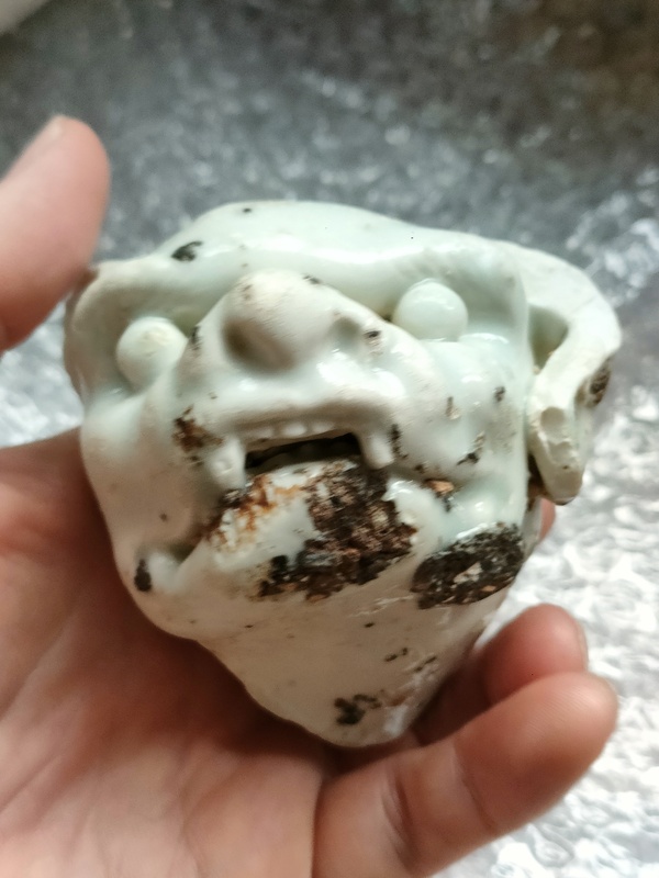 古玩陶瓷景德鎮(zhèn)青白釉獅子頭標(biāo)本(湖田窯瓷塑)拍賣，當(dāng)前價(jià)格800元