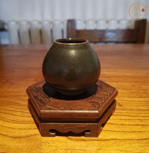 古玩陶瓷磁州窯茶葉末釉雞心罐真品鑒賞圖