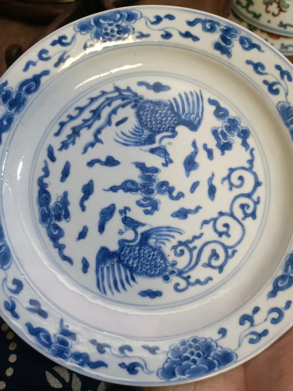 古玩陶瓷大明成化年制款青花鳳紋盤拍賣,當(dāng)前價(jià)格8888元