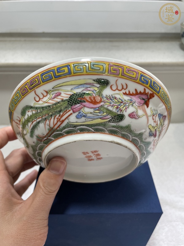 古玩陶瓷粉彩龍鳳紋蓋碗真品鑒賞圖