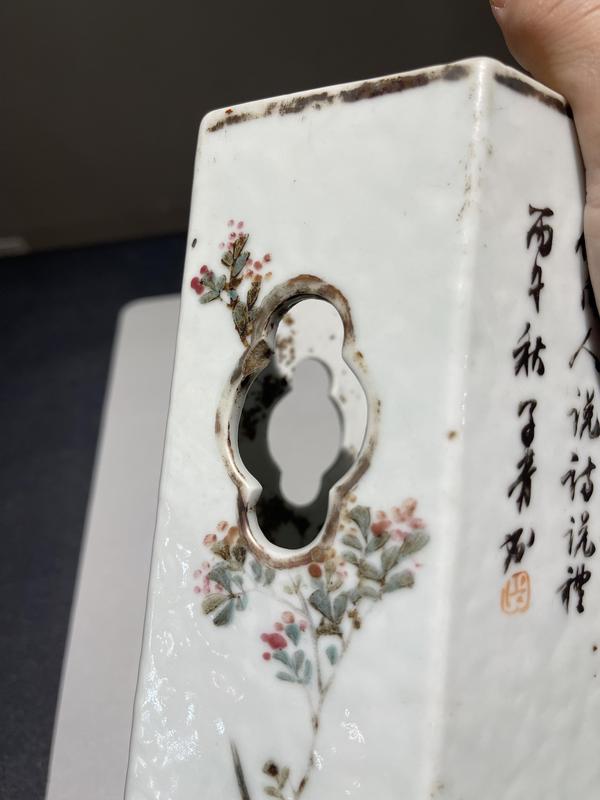 古玩陶瓷清代淺絳彩人物六方帽筒拍賣,當(dāng)前價(jià)格19999元