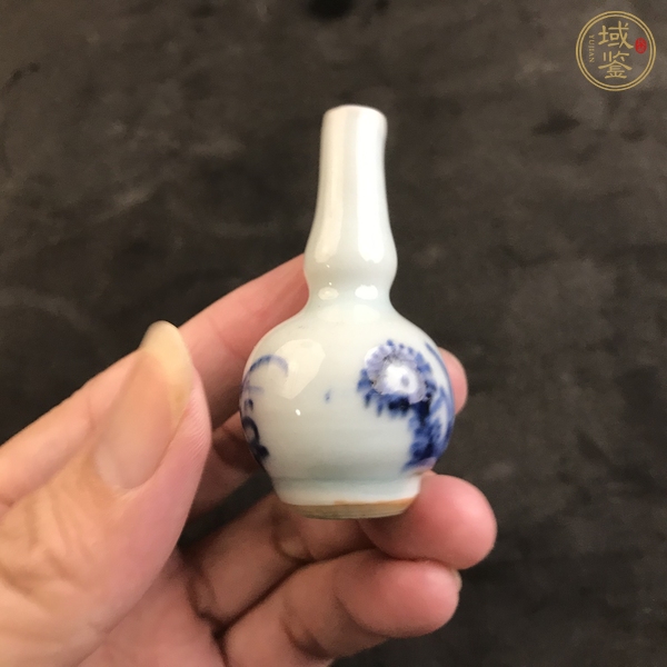 古玩陶瓷花卉紋青花葫蘆瓶真品鑒賞圖