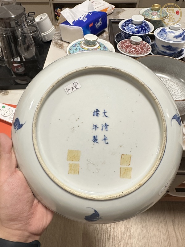 古玩陶瓷青花纏枝蓮紋盤真品鑒賞圖