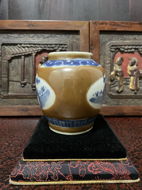 古玩陶瓷醬地開創青花罐拍賣,當前價格6888元