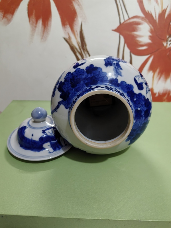 古玩陶瓷清光緒青花仕女嬰戲圖將軍罐拍賣,當前價格4800元