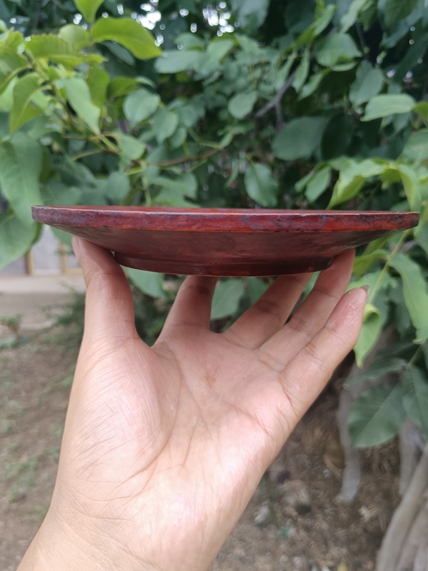 古玩陶瓷清晚期~紅釉木制盤子拍賣,當前價格0元