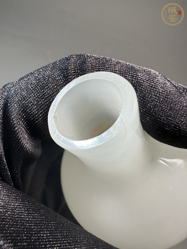 古玩玉器料器制“素紋瓶”真品鑒賞圖