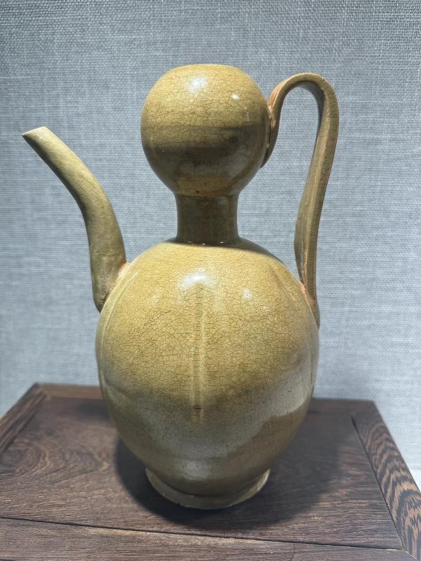 古玩陶瓷唐代黃釉葫蘆執(zhí)壺..全品拍賣，當(dāng)前價(jià)格35000元