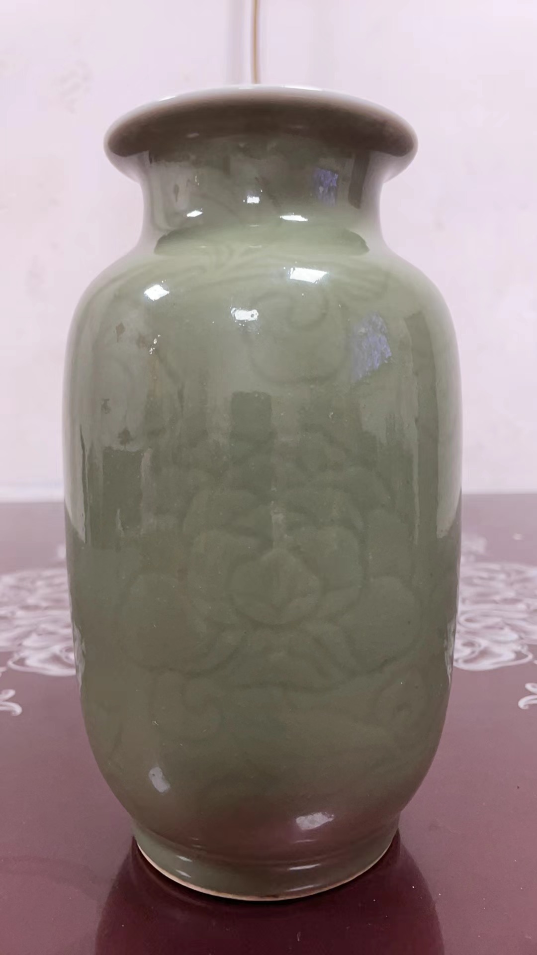 清中期豆青釉青花加白蝶纹罐-北京中拍国际拍卖有限公司