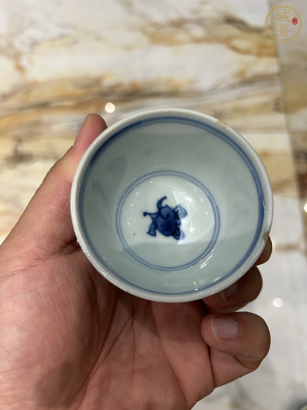 古玩陶瓷青花魚紋杯真品鑒賞圖