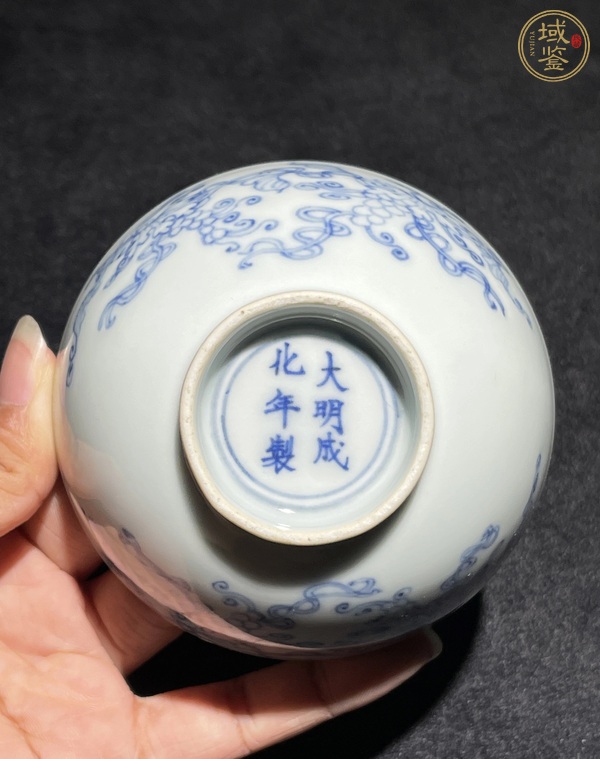 古玩陶瓷青花葡萄多福圖茶碗，疑似復窯真品鑒賞圖