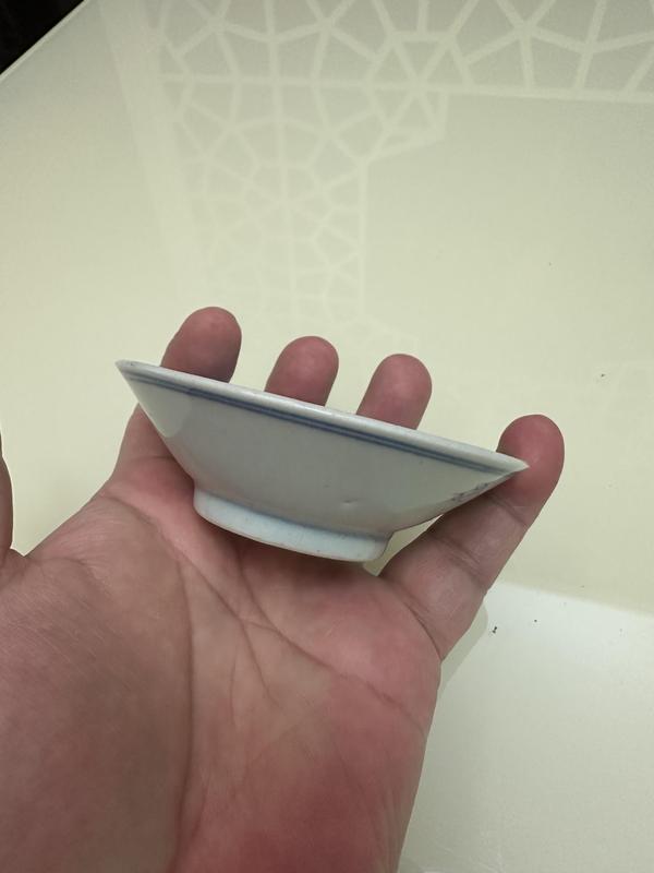 古玩陶瓷青花淡描花卉小蝶拍賣,當前價格680元