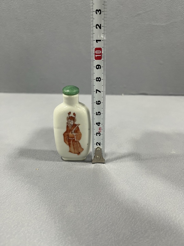 古玩陶瓷礬紅彩鐘馗圖鼻煙壺拍賣,當(dāng)前價(jià)格6500元