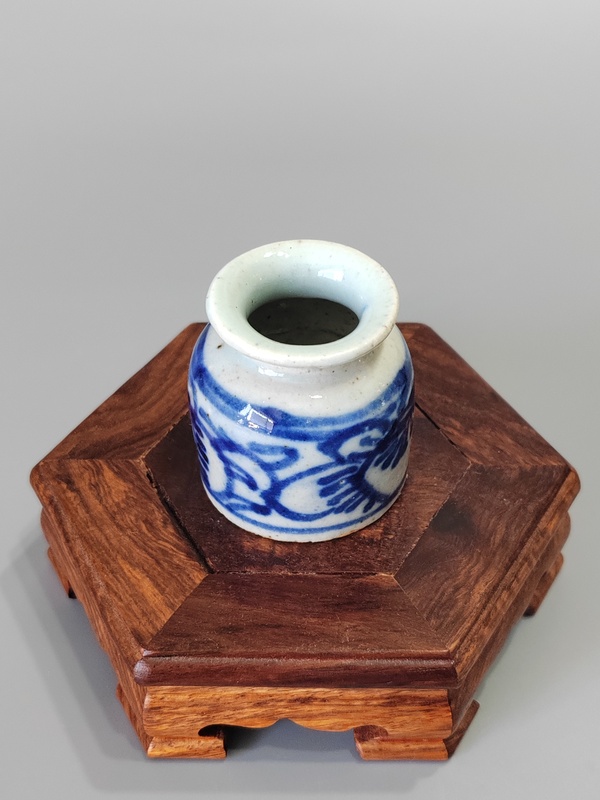 古玩陶瓷青花纏枝花紋水盂拍賣,當(dāng)前價(jià)格188元