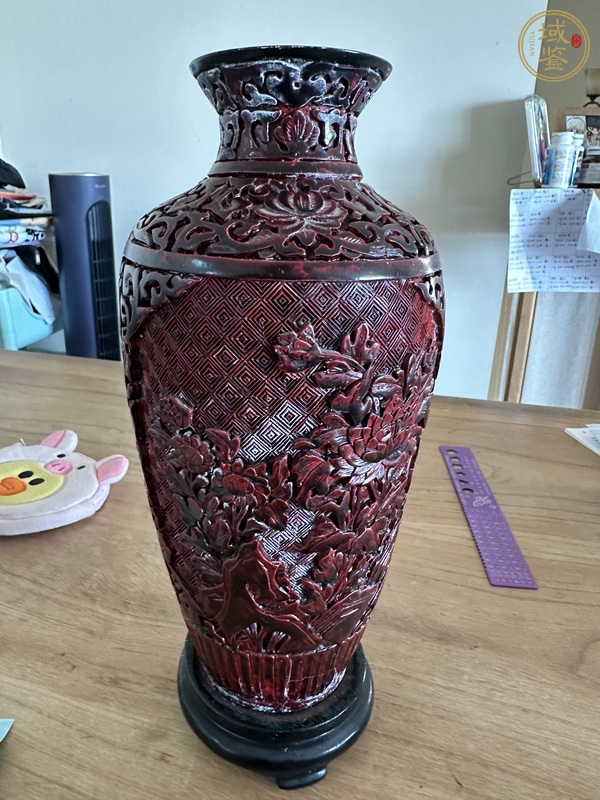 古玩雜項(xiàng)剔紅漆器花瓶真品鑒賞圖