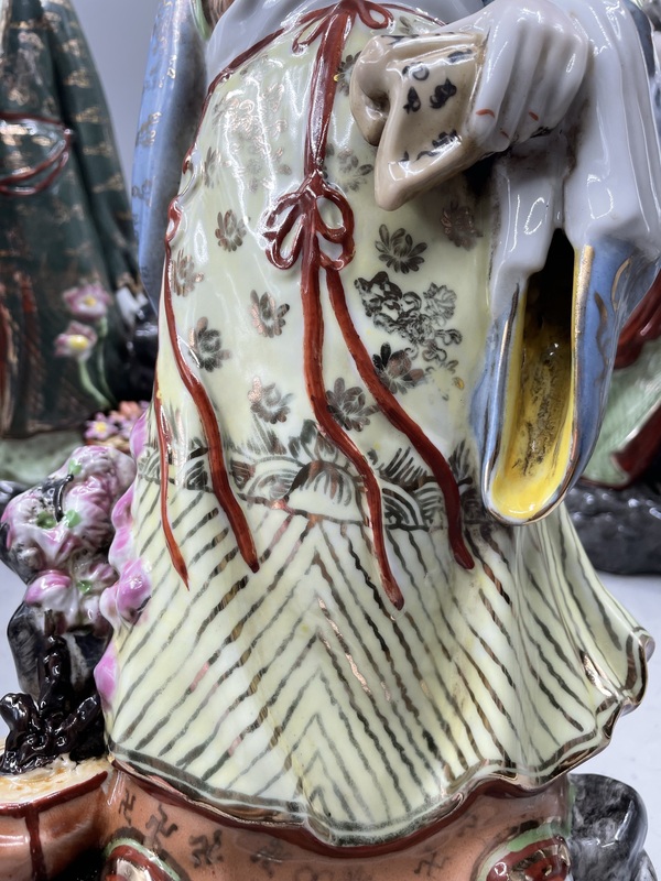 古玩陶瓷人物塑像拍賣,當前價格2600元