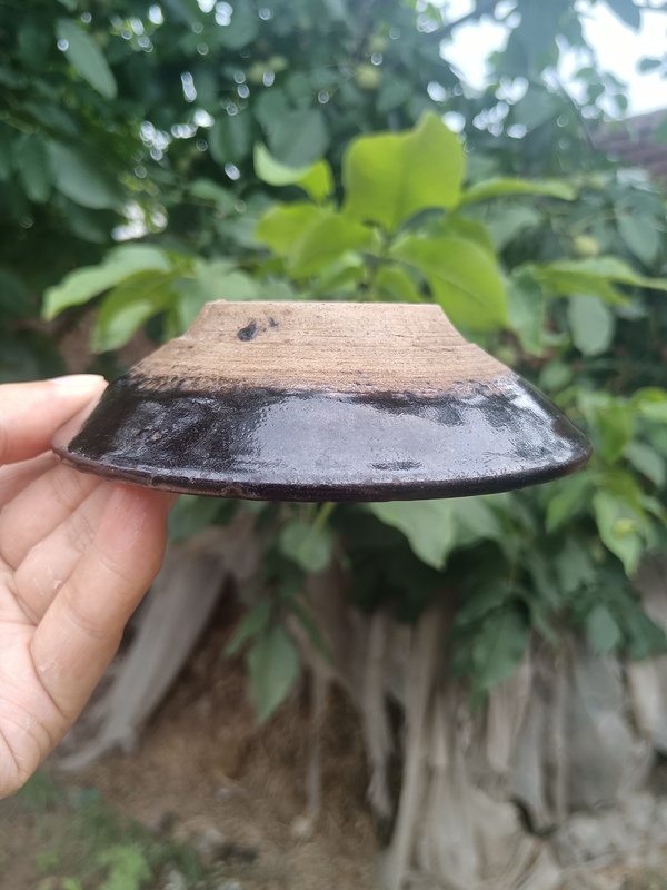 古玩陶瓷元末明初~磁州窯黑釉茶碗拍賣,當前價格10元