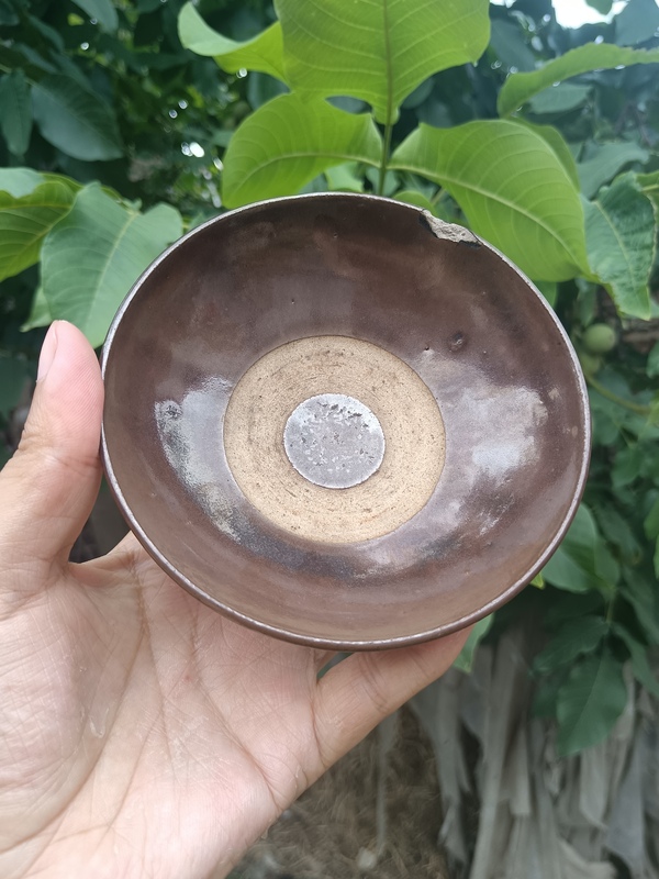 古玩轉(zhuǎn)賣明末清初~磁州窯褐釉茶盞拍賣,當(dāng)前價(jià)格560元