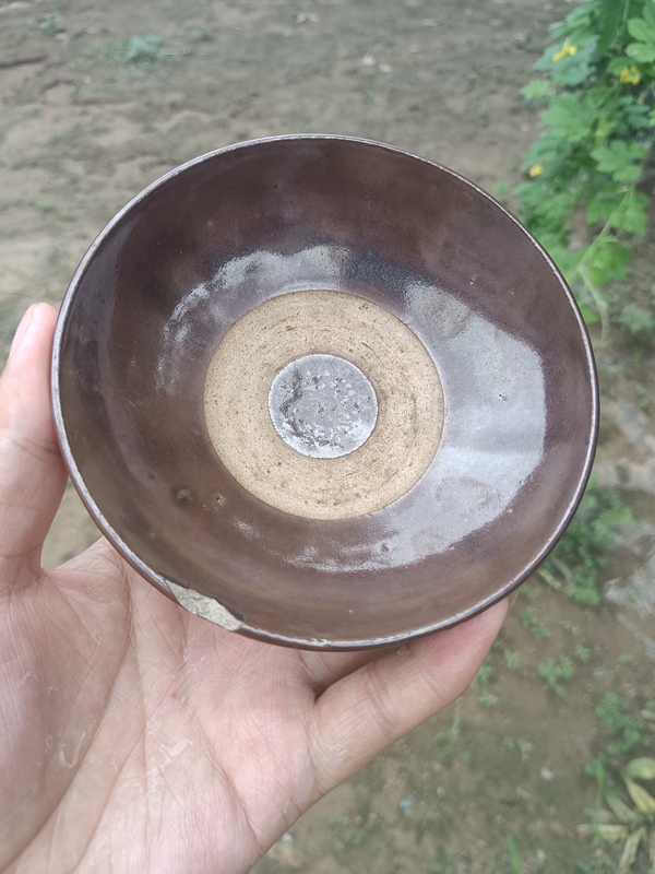 古玩陶瓷明末清初~磁州窯褐釉茶盞拍賣,當(dāng)前價格5元