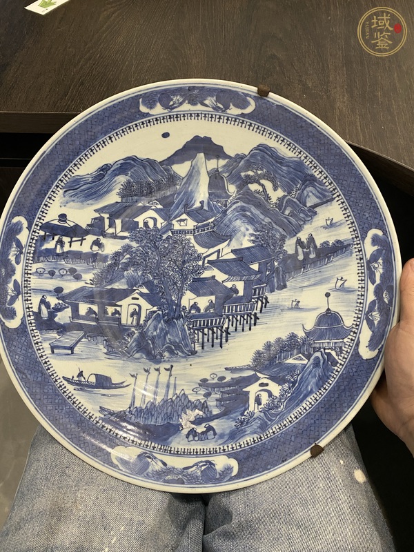 古玩陶瓷咸豐青花山水賞盤真品鑒賞圖