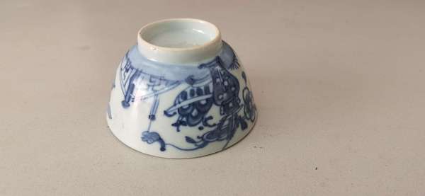 古玩陶瓷康熙青花博古紋杯拍賣,當(dāng)前價(jià)格1000元