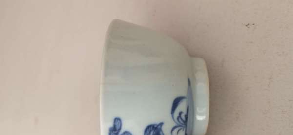 古玩陶瓷康熙青花博古紋杯拍賣,當(dāng)前價(jià)格1000元