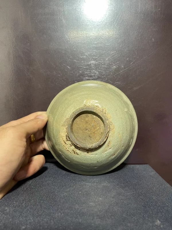 古玩陶瓷元龍泉青瓷撇口碗拍賣,當前價格5500元