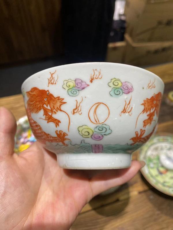 古玩陶瓷洪憲年制款龍紋碗拍賣,當前價格2800元