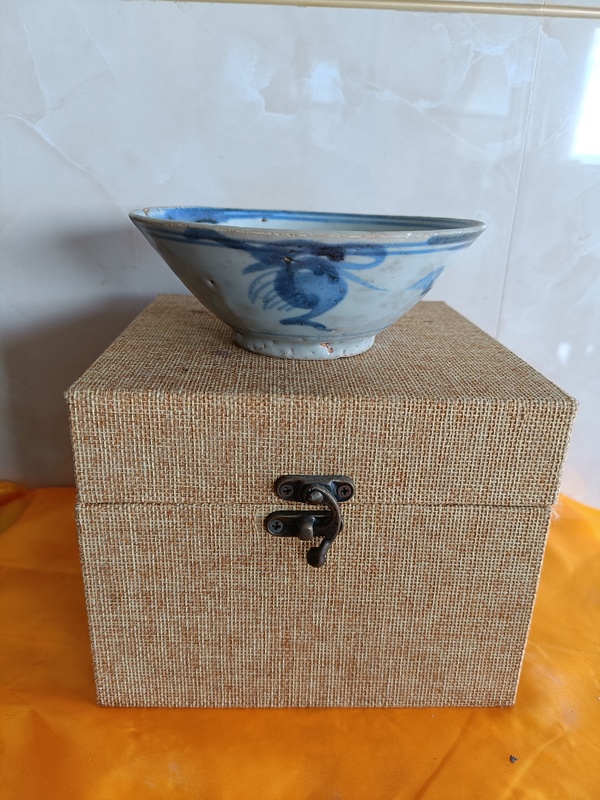 古玩陶瓷明中期墨書款青花花卉紋碗拍賣,當前價格480元
