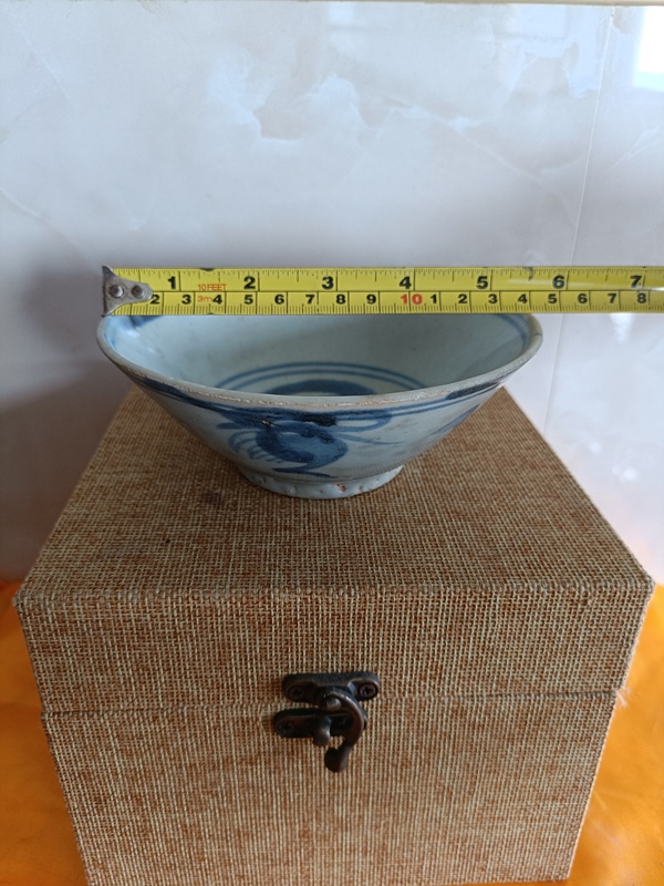 古玩陶瓷明中期墨書款青花花卉紋碗拍賣,當前價格480元