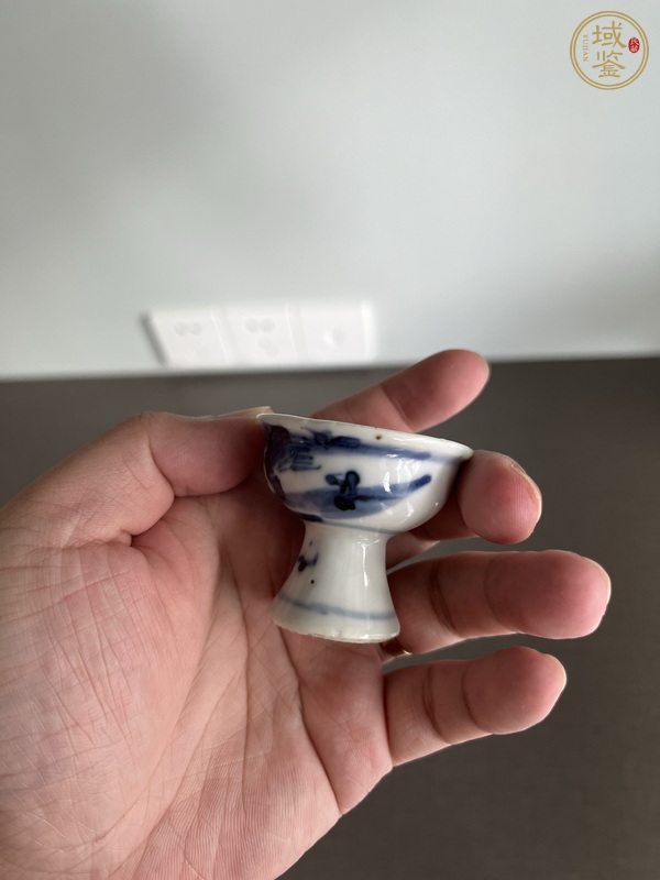 古玩陶瓷山水紋青花高足杯真品鑒賞圖