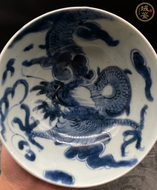 古玩陶瓷青花過(guò)墻龍紋碗真品鑒賞圖