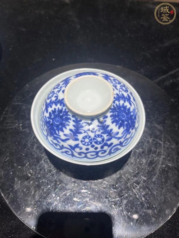 古玩陶瓷青花團(tuán)花蓋碗真品鑒賞圖