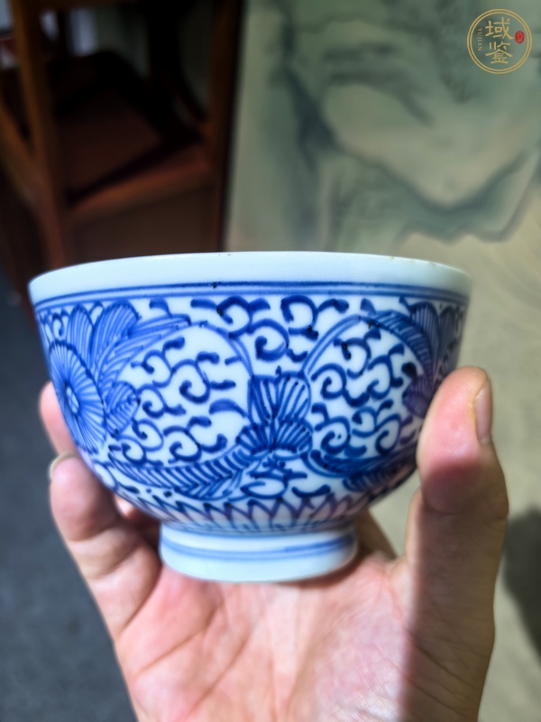 古玩陶瓷青花纏枝牡丹碗真品鑒賞圖