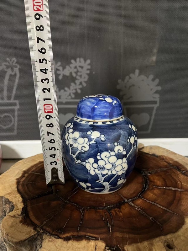 古玩陶瓷晚清青花冰梅圖蓋罐拍賣,當前價格1100元
