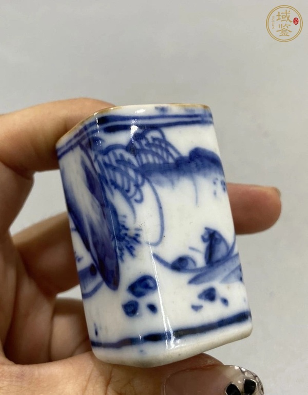 古玩陶瓷山水紋青花器真品鑒賞圖