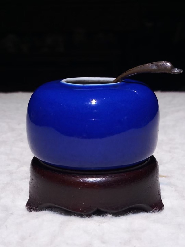 古玩陶瓷霽藍釉水盂拍賣,當前價格4500元