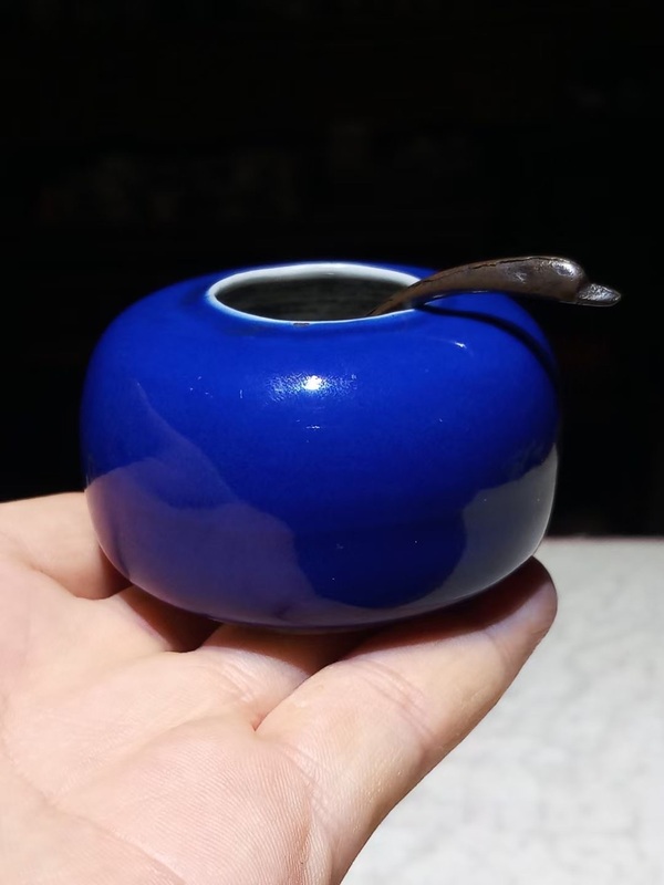古玩陶瓷霽藍釉水盂拍賣,當前價格4500元