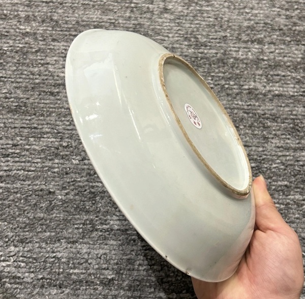 古玩陶瓷清晚期粉彩松鹿紋盤拍賣,當(dāng)前價(jià)格3500元