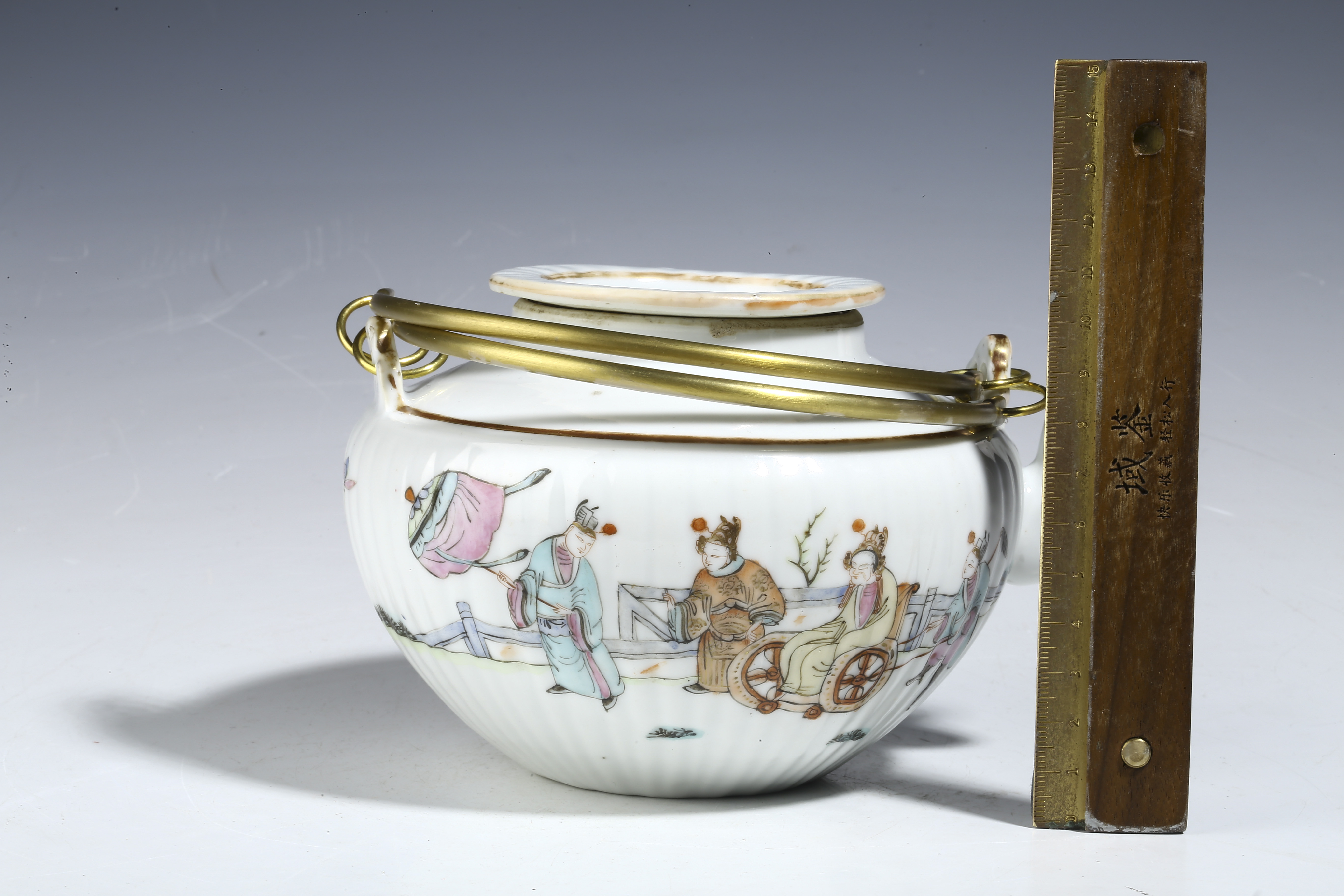 大清同治粉彩仙鶴図紋提梁壺 茶道具 工芸品 美術品 置物 - 工芸品