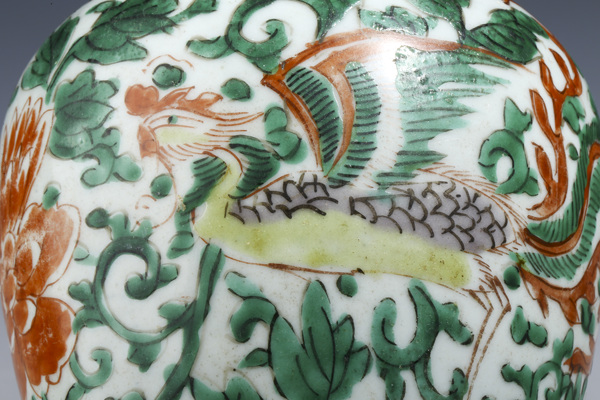 古玩陶瓷清康熙·五彩鳳穿牡丹紋瓶拍賣,當前價格18000元