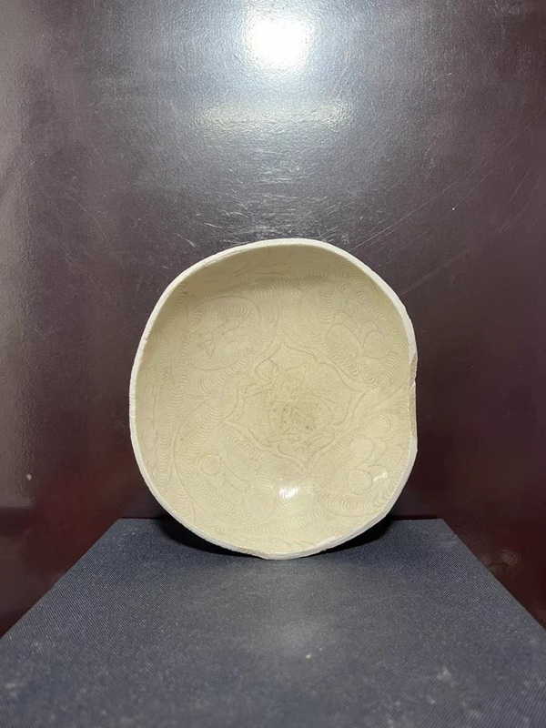 古玩陶瓷宋.影青釉刻鹿紋杯托拍賣,當前價格1500元