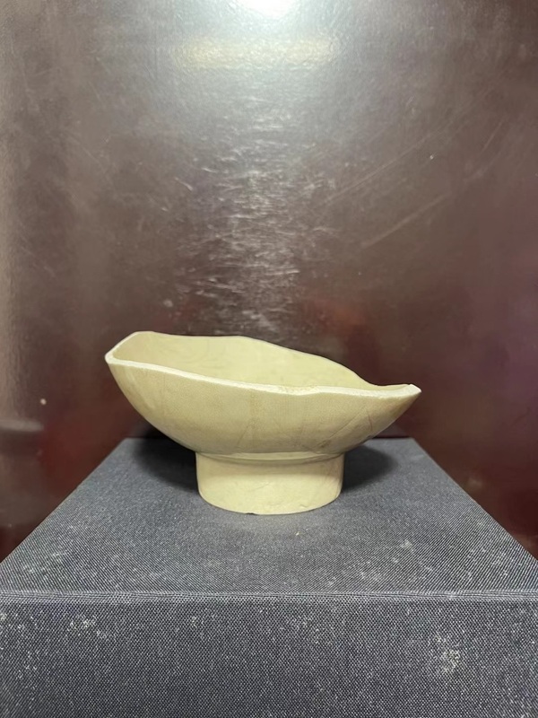古玩陶瓷宋.影青釉刻鹿紋杯托拍賣,當前價格1500元